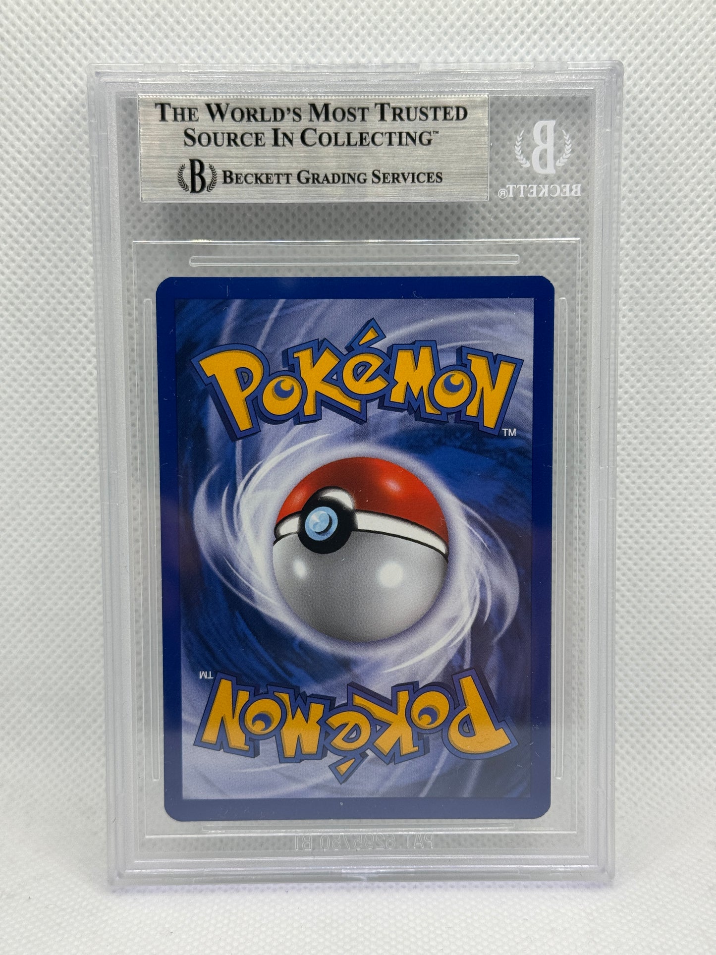 BGS 8.5 - Shining Gyarados 65/64 & Shining Magikarp 66/64 Sequential Set - Neo Revelation