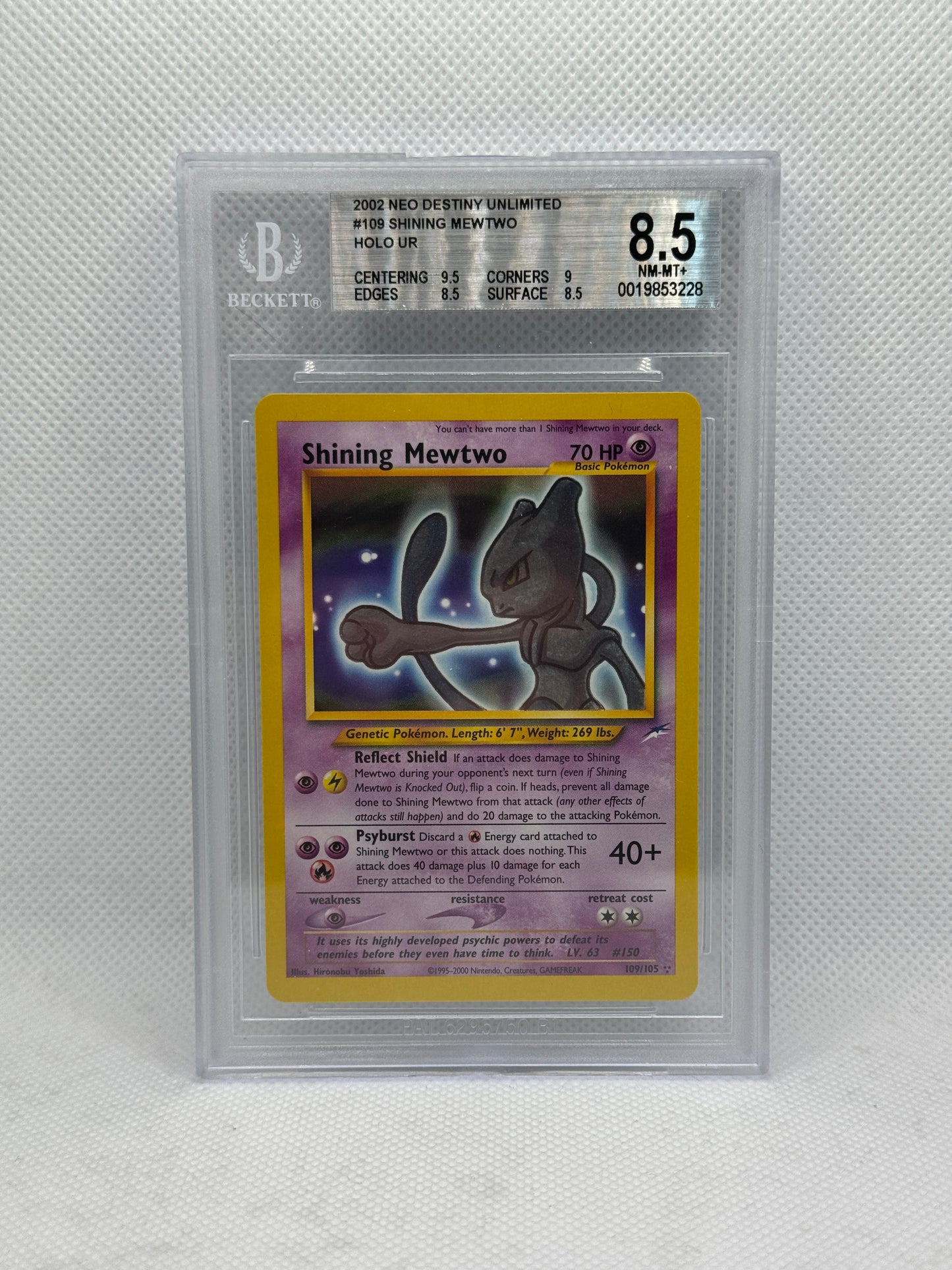 BGS 8.5 - Shining Mewtwo 109/105 - Neo Destiny
